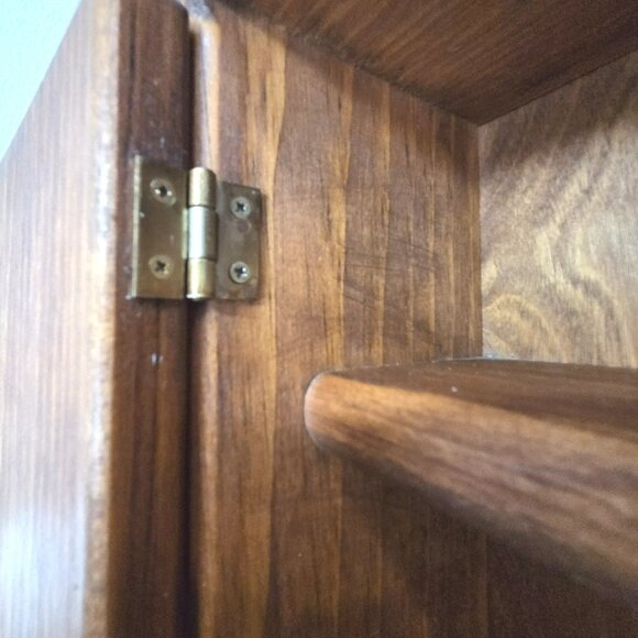 Vtg Oak Wood Medicine Cabinet Hand Painted Primitive Spice Rack Shelves Signed - Picture 10 of 16